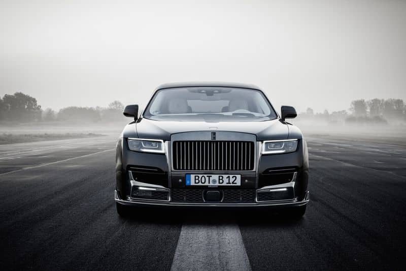 “Bóng ma” Rolls-Royce Ghost Series II hóa “quái thú” với gói độ Brabus 700