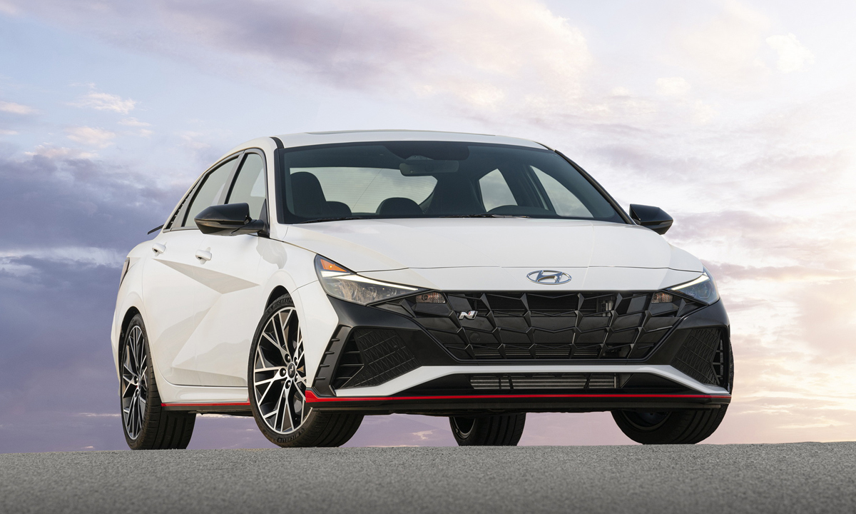 Hyundai Elantra 2023 sắp ra mắt Việt Nam: 4 phiên bản, lắp ráp trong nước