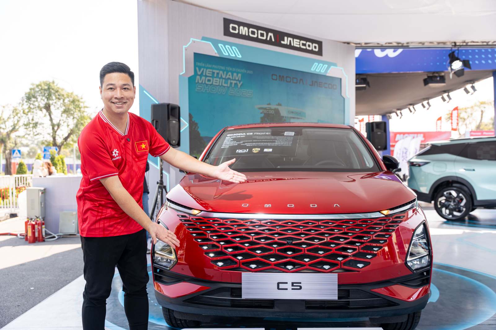 Omoda C5 – Mẫu xe được độc giả yêu thích nhất Car Award 2025