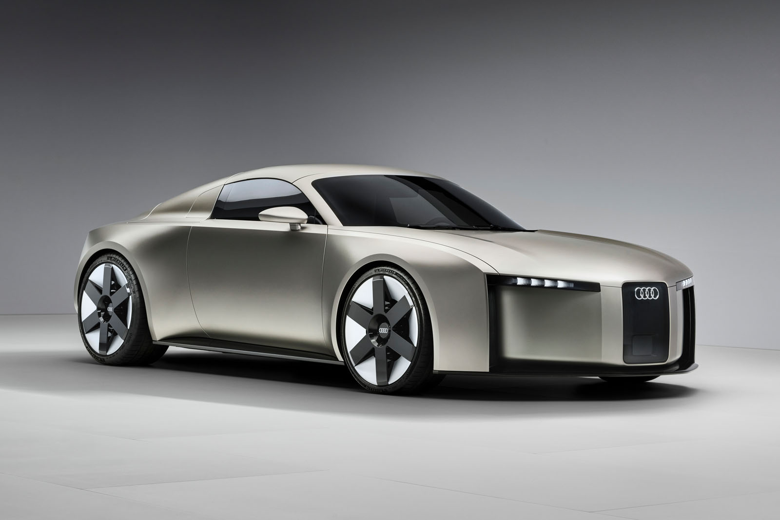 Audi TT tái sinh thành xe thể thao điện