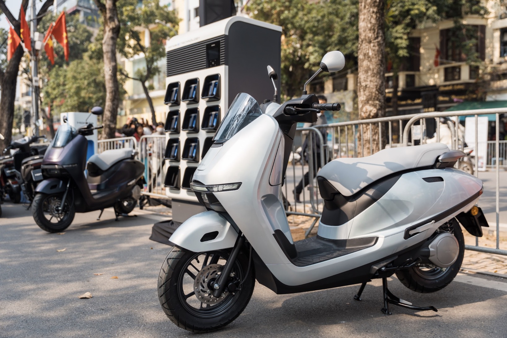 Honda Việt Nam chính thức mở bán xe máy điện UC3, triển khai trạm sạc tại các thành phố lớn