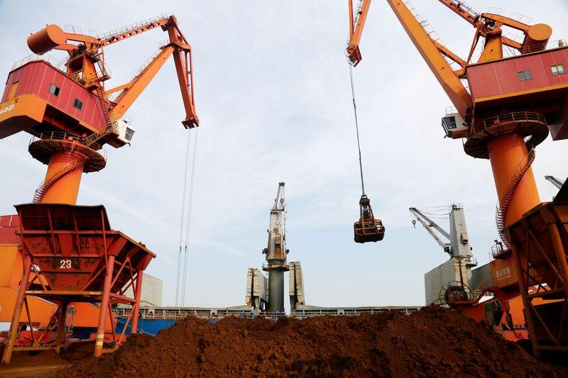 Giá quặng sắt chạm đỉnh cao nhất 4 tháng trở lại đây