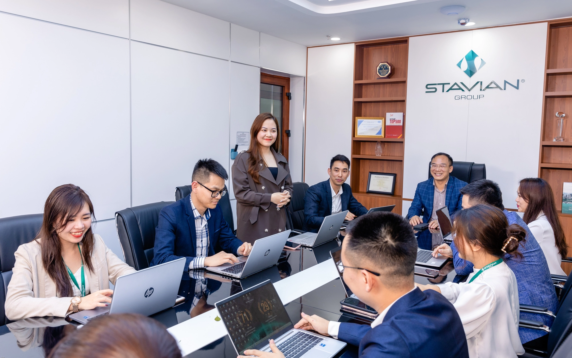 Sự hài lòng, gắn kết của nhân viên và kết quả hoạt động của các doanh nghiệp bán lẻ ở khu vực quận Bắc Từ Liêm, thành phố Hà Nội