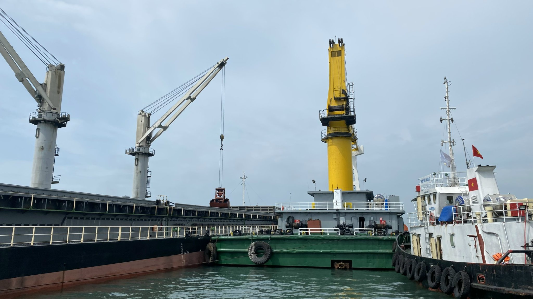Tăng cường tin học hoá, tự động hoá trong quá trình sản xuất