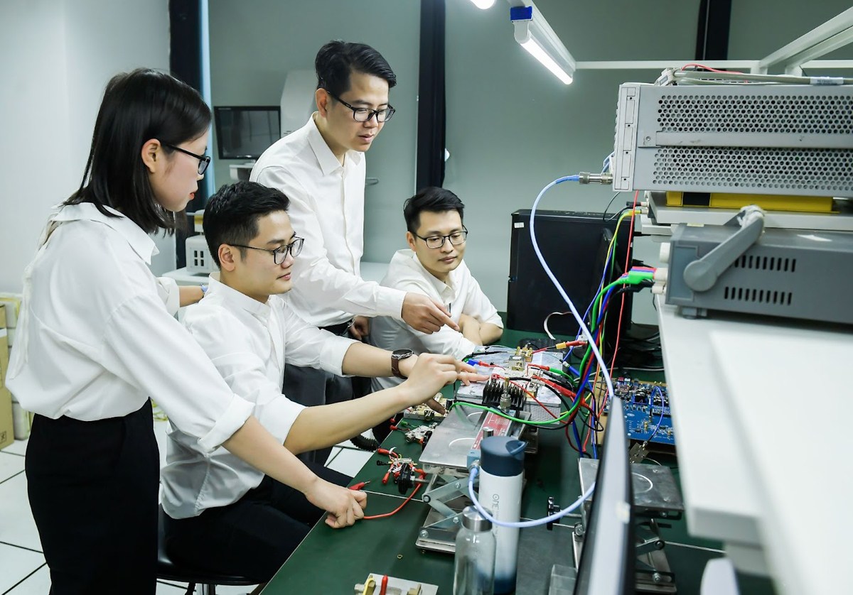 Đề xuất hoàn thiện chính sách quy định việc chứng nhận đối với cơ sở ươm tạo, cơ sở kỹ thuật, khu làm việc chung hỗ trợ doanh nghiệp nhỏ và vừa khởi nghiệp sáng tạo