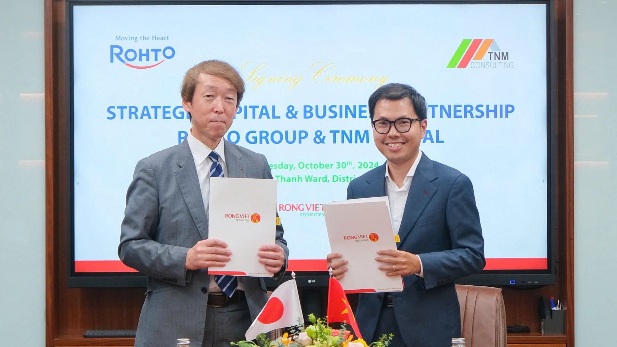 ROHTO Pharmaceutical và TNM Digital ký kết thỏa thuận hợp tác và đối ...