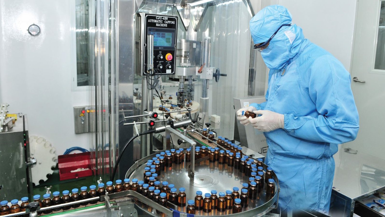 Phát triển công nghiệp hóa dược hướng đến nâng cao năng lực tự chủ về  nguyên liệu thuốc