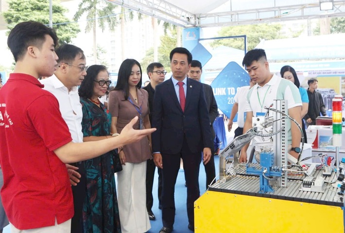 Hà Nội thu hút đầu tư vào công nghệ số, phát triển kinh tế số