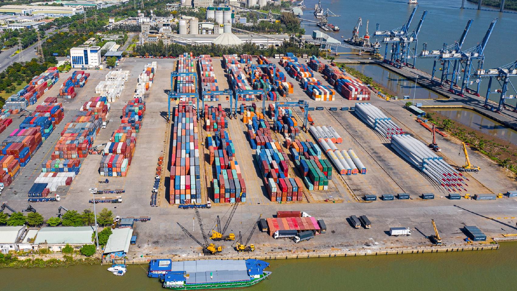 Sắp nhận hàng trăm tỷ đồng tiền cổ tức, Container Việt Nam (VSC) có ...