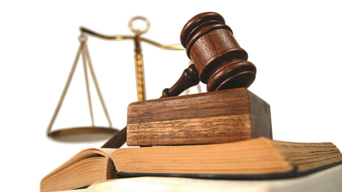 Bàn về trách nhiệm hành chính trong lĩnh vực hàng không dân dụng Việt Nam