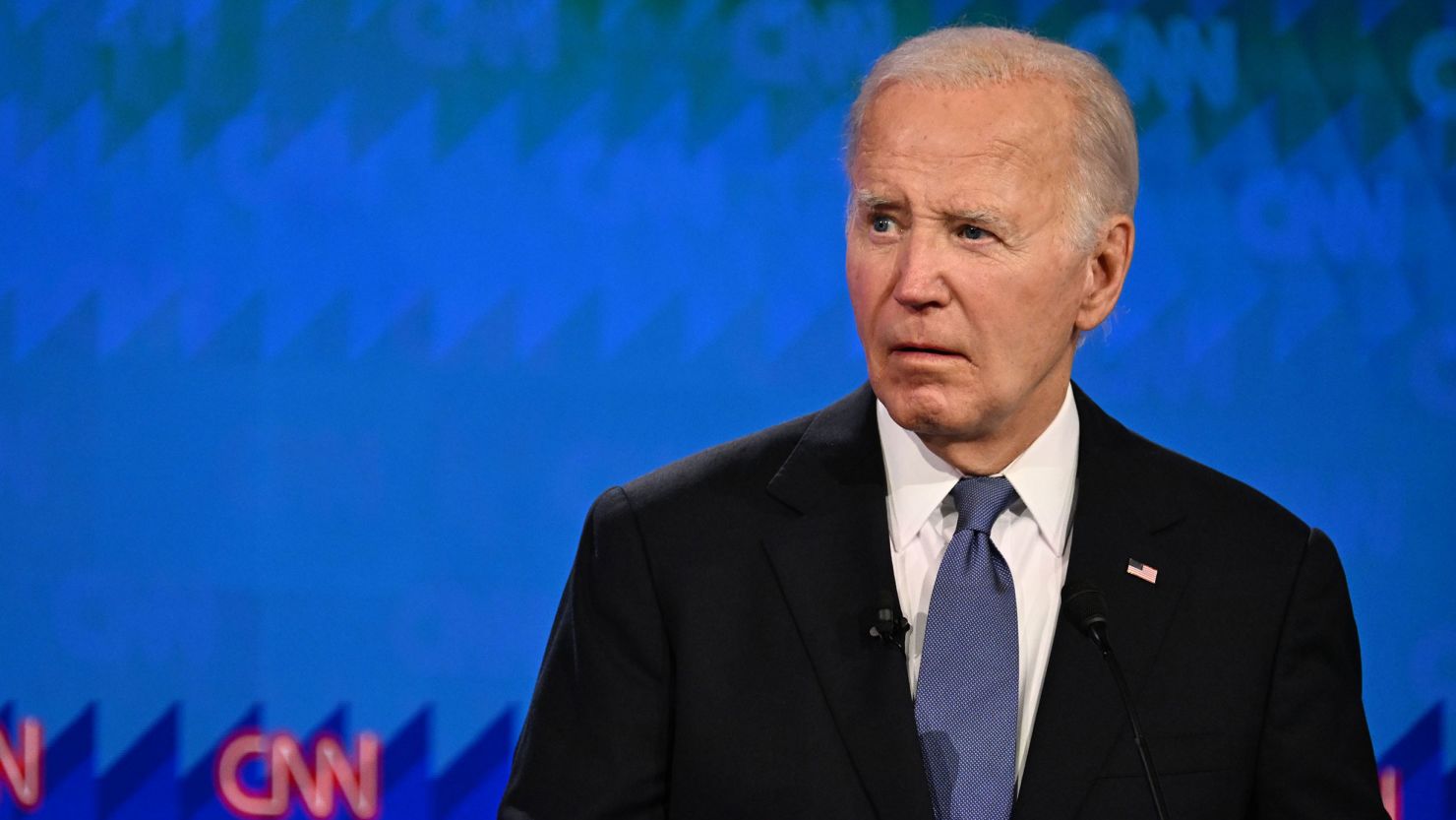 Quốc tế nổi bật: Ông Joe Biden sẽ không rút lui