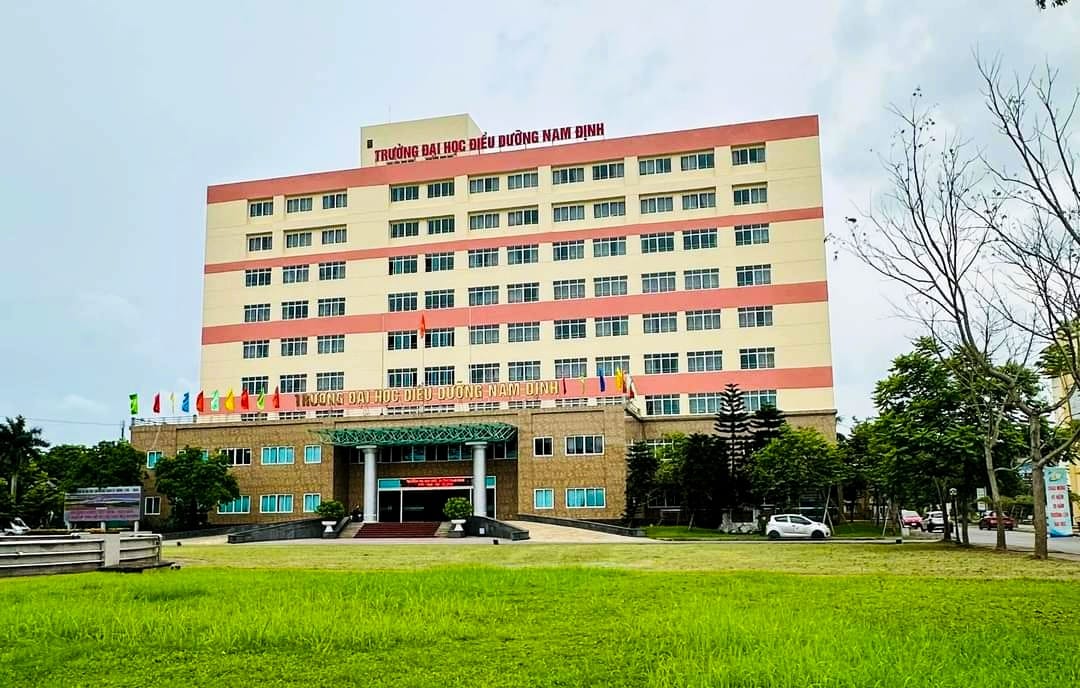 Điểm chuẩn chính thức Trường Đại học Điều dưỡng Nam Định