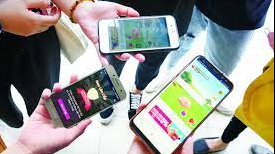 Nghiên cứu các nhân tố ảnh hưởng đến quyết định sử dụng ví điện tử trả sau của người tiêu dùng trên các sàn thương mại điện tử tại Thành phố Hồ Chí Minh