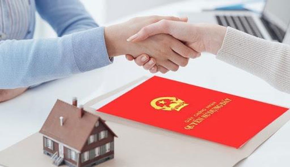 Pháp luật về thế chấp quyền sử dụng đất trong dự án bất động sản tại Việt Nam