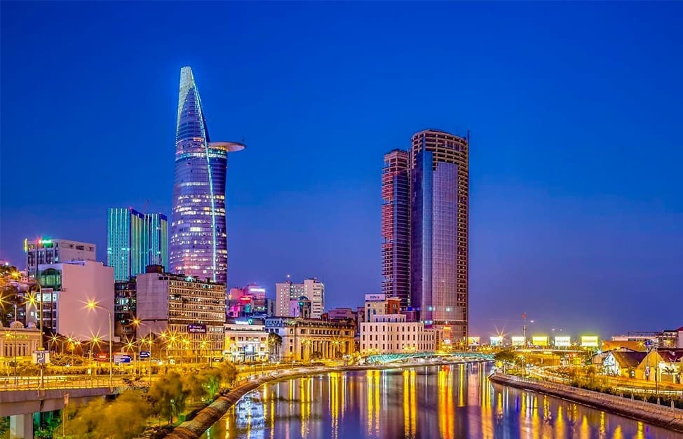 Chuyển dịch cơ cấu kinh tế tại Thành phố Hồ Chí Minh