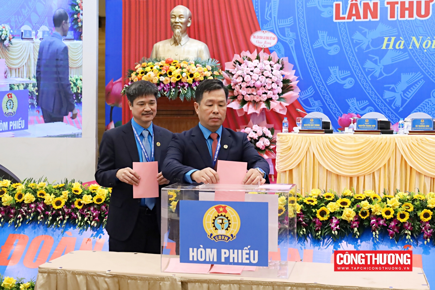 [CHÙM ẢNH] Đại hội Công đoàn Công Thương Việt Nam lần thứ V, nhiệm kỳ 2025 - 2030