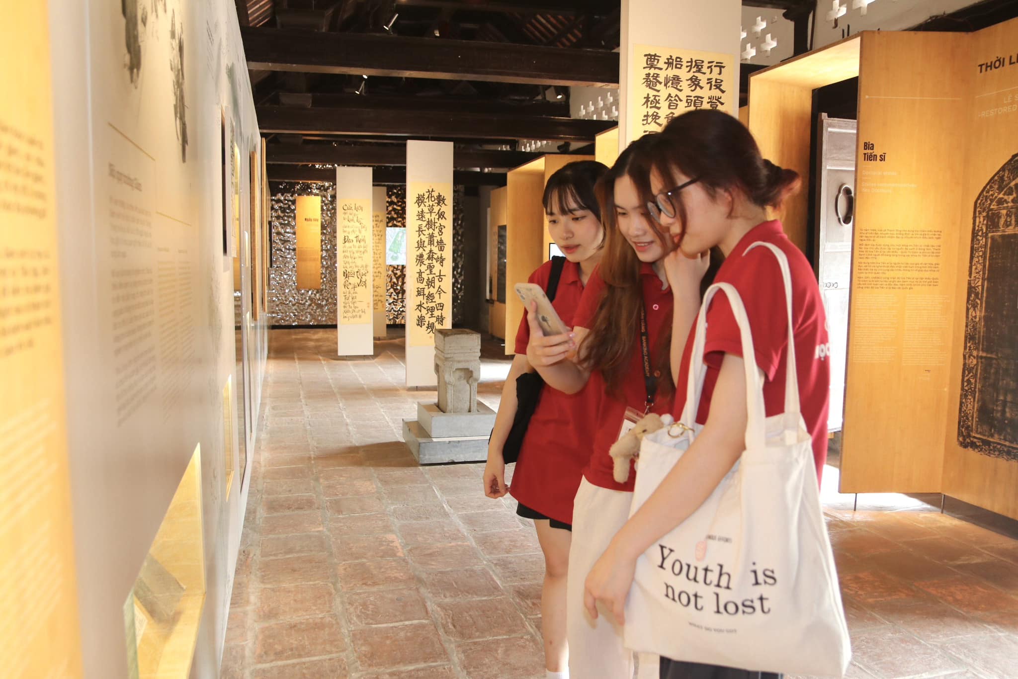 Vai trò của truyền thông trong phát triển du lịch di sản ở Việt Nam: Thực trạng và giải pháp