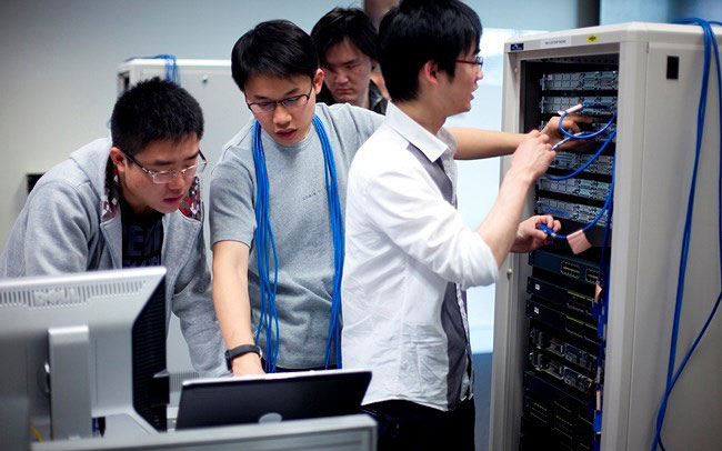 Xác định đơn giá nhân công trong quản lý chi phí đầu tư ứng dụng công nghệ thông tin