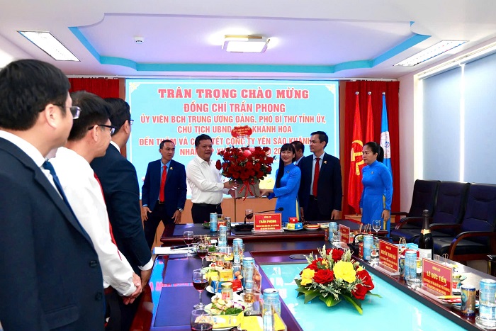 Chủ tịch UBND tỉnh Khánh Hòa thăm, chúc Tết Công ty Yến sào Khánh Hòa đầu xuân Bính Ngọ 2026 - Tạp chí Công Thương