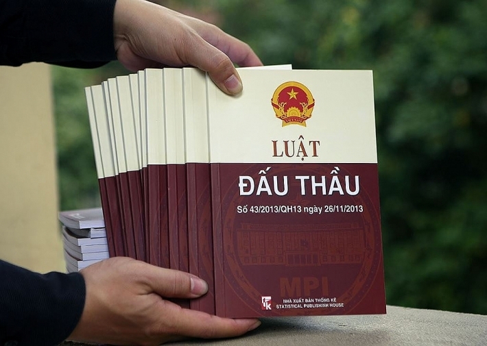 Tạo động lực cho khu vực tư nhân trong đấu thầu cung cấp sản phẩm, dịch vụ công: Những vấn đề pháp lý đặt ra