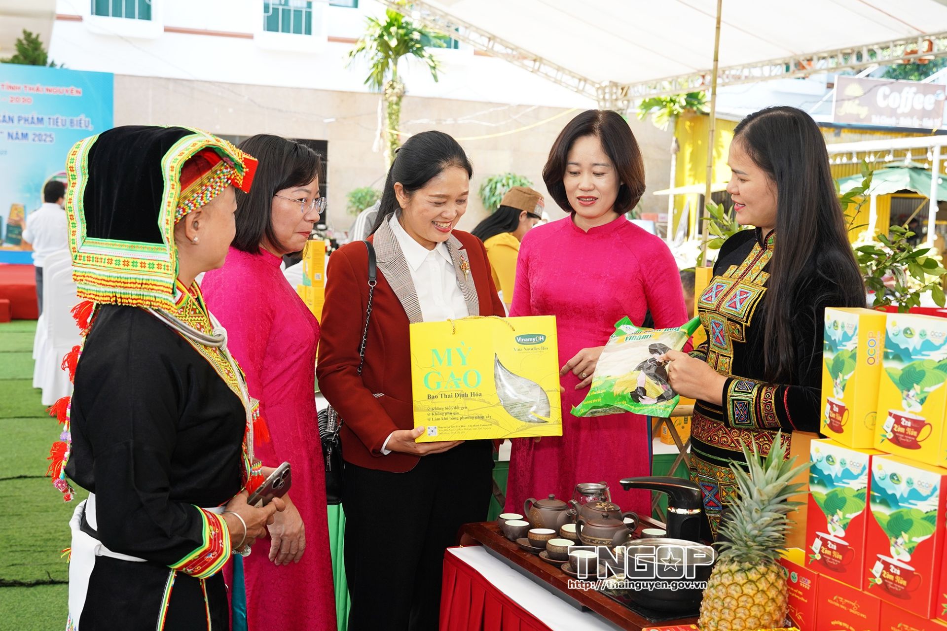 Các nhân tố ảnh hưởng tới ý định mua sản phẩm đạt chứng nhận OCOP của người tiêu dùng thành phố Thái Nguyên