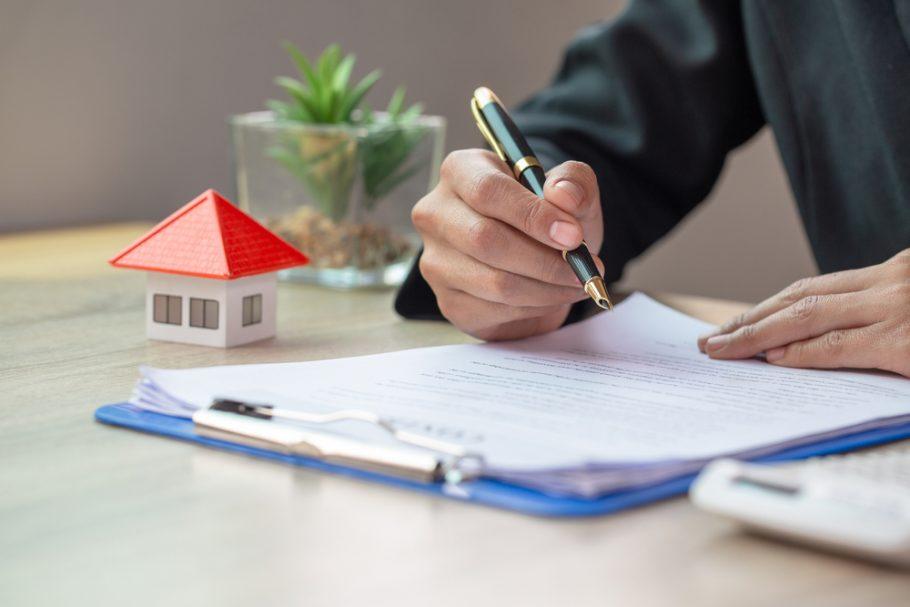 Về căn cứ xác định hành vi vi phạm nghiêm trọng nghĩa vụ nuôi dưỡng người để lại di sản và một số kiến nghị