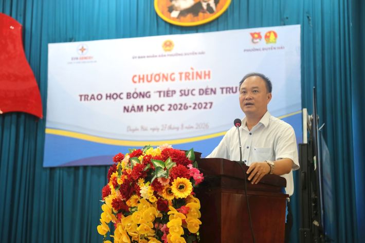 Tiếp sức đến trường