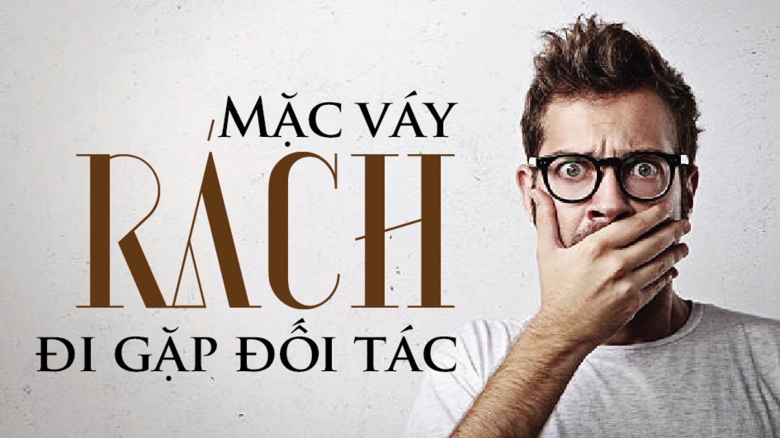 Mặc váy rách đi gặp đối tác