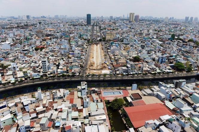 Xây dựng và thực thi chính sách giảm nghèo bền vững - Trường hợp điển hình tại quận 6, Thành phố Hồ Chí Minh