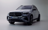 Mercedes-Benz Việt Nam bước vào “cuộc chơi hybrid” với GLE 400 e 4MATIC