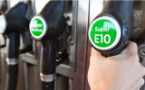 Xăng E10 là gì? Phù hợp cho xe máy nào?