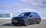 Chi tiết BMW iX M70 Facelift: Phạm vi hoạt động lớn hơn và công suất mạnh hơn