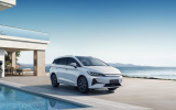 Tài xế công nghệ mua xe điện BYD M6 được hưởng nhiều ưu đãi