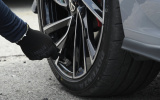 Bridgestone Việt Nam ra mắt Potenza Adrenalin RE005, mở rộng dải lốp hiệu suất cao