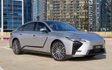 Khám phá Lexus ES 350e 2026: Sedan điện hạng sang nổi bật từ trong ra ngoài