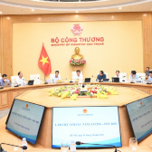 Bộ trưởng Bộ Công Thương Lê Mạnh Hùng làm việc với Cục Năng lượng - Dầu khí