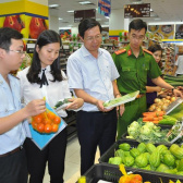Hà Nội xử lý hàng trăm vụ vi phạm an toàn thực phẩm trong đợt cao điểm