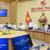 Bộ trưởng Lê Mạnh Hùng chủ trì buổi làm việc giữa Bộ Công Thương, Bộ Tài chính, Bộ Nông nghiệp và Môi trường về thúc đẩy xuất khẩu