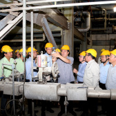 Thứ trưởng Nguyễn Sinh Nhật Tân làm việc với các nhà máy sản xuất ethanol tại miền Trung