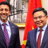 Bộ Công Thương Việt Nam và Bộ Thương mại quốc tế và các vấn đề toàn cầu Canada thúc đẩy kết nối thương mại, đầu tư và chuỗi cung ứng