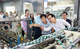 Doanh nghiệp "tái sinh" nhờ phát triển nhà máy thông minh