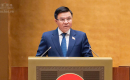 Bộ trưởng Bộ Công Thương Lê Mạnh Hùng trình bày Tờ trình dự án Luật sửa đổi 4 Luật