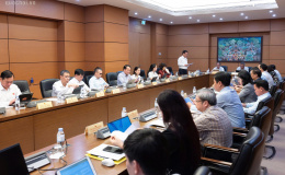Quốc hội thảo luận tại Tổ: Cần làm rõ những vấn đề cốt lõi của việc mở rộng đối tượng tham gia bảo hiểm xã hội bắt buộc