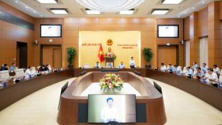 Ủy ban Thường vụ Quốc hội cho ý kiến về dự án Luật Dầu khí (sửa đổi)