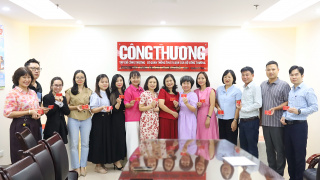 Chi hội Nhà báo Tạp chí Công Thương kiện toàn Ban Thư ký nhiệm kỳ 2026 - 2028 và phát thẻ cho 22 nhà báo trong đợt 1