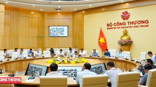 Bộ Công Thương thúc đẩy phát triển điện mặt trời mái nhà, hoàn thành mục tiêu trước mùa khô năm 2027