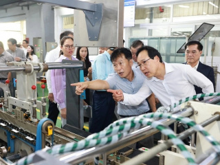 Doanh nghiệp "tái sinh" nhờ phát triển nhà máy thông minh