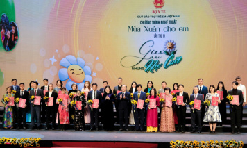 Petrolimex trao 2 tỷ đồng ủng hộ tại chương trình “Mùa xuân cho em” lần thứ 19