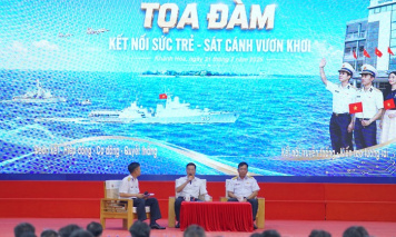 Trường Đại học Điện lực: Lan tỏa tình yêu biển, đảo từ hành trình về nguồn