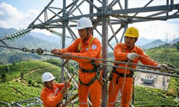 EVNNPT phát động thi đua “100 ngày đêm đẩy nhanh tiến độ, hoàn thành các dự án truyền tải điện trọng điểm năm 2026”